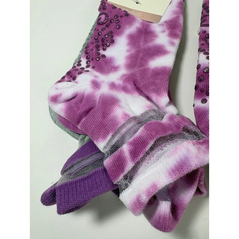 Calia Studio Women 4 Pairs Quarter Gripper Socks Pink Tie Dye Gray Medium 5-10